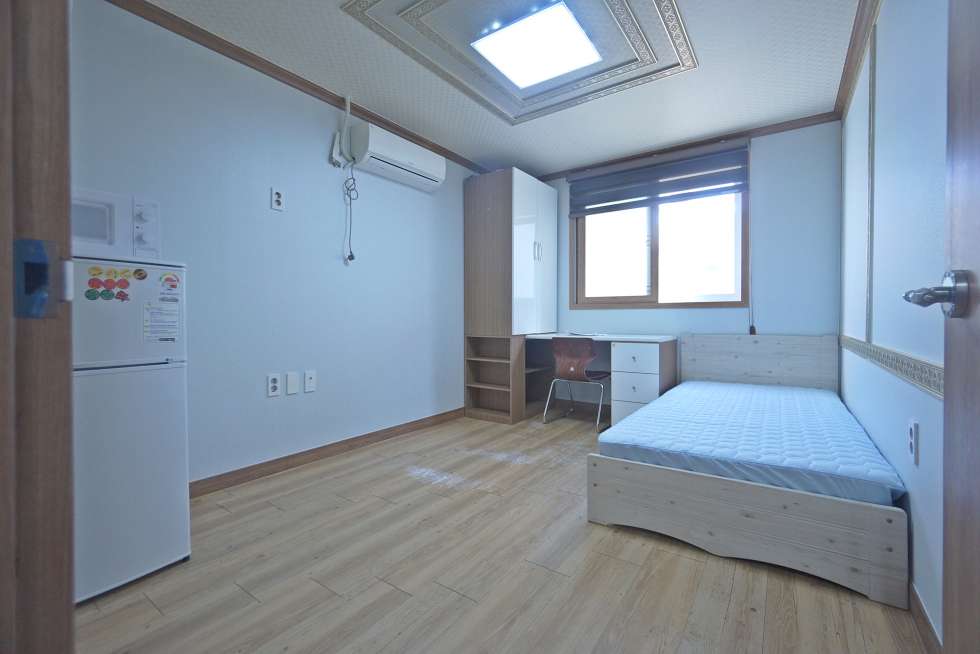 대구 북구 대현동 채광과 넓이가 좋은 공대원룸! 월세 매물번호 10346 사진 1